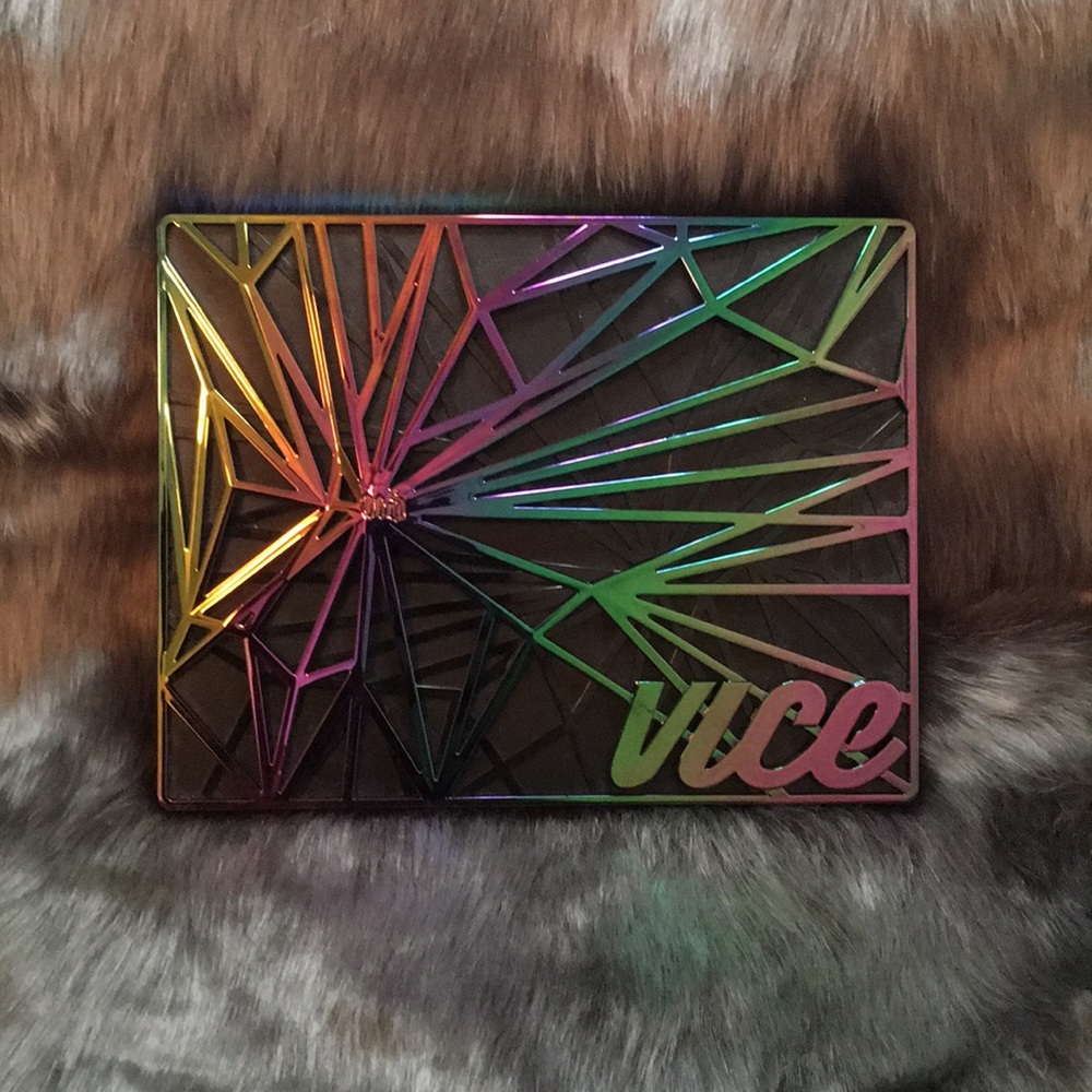 Urban Decay Vice Eyeshadow Palette
